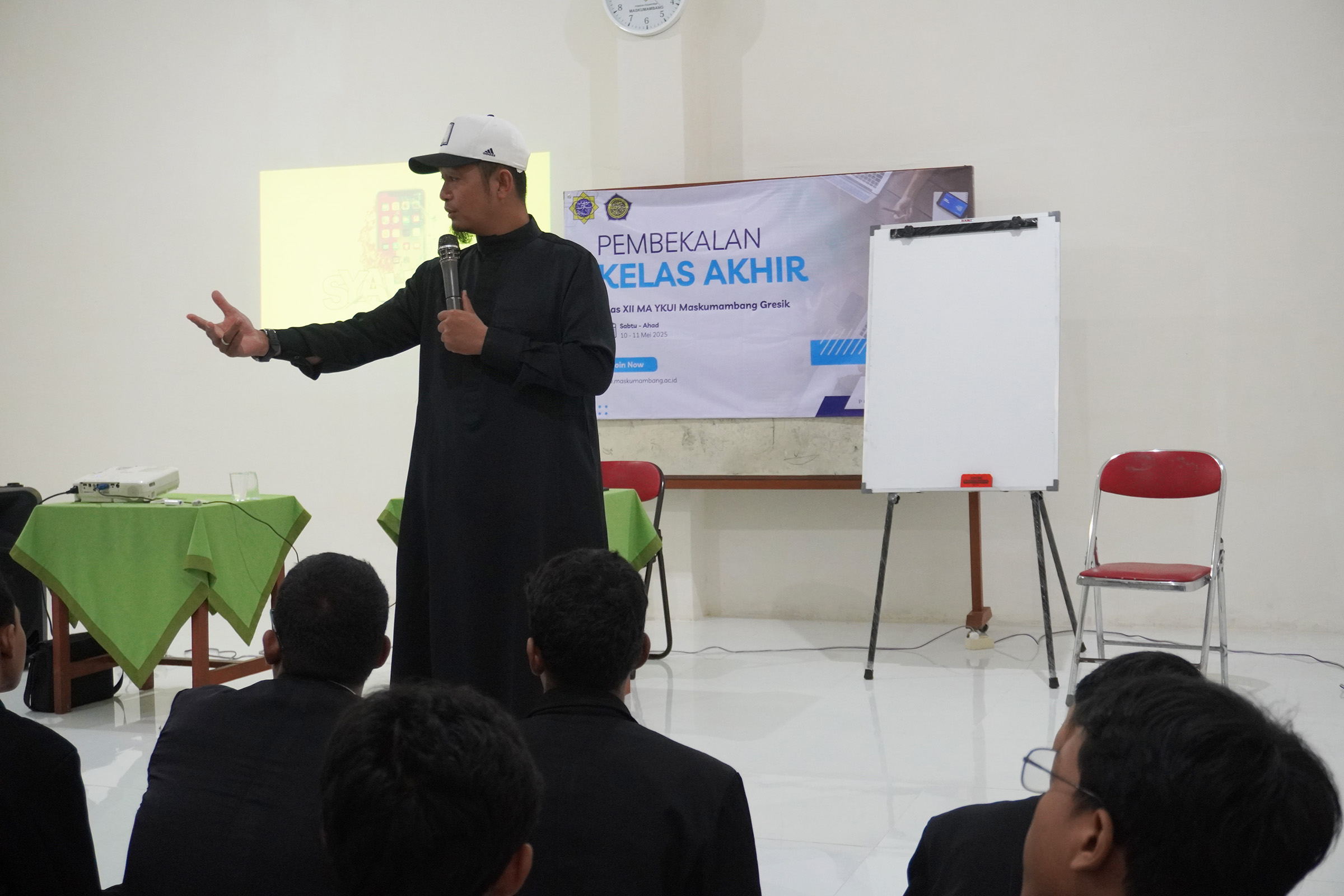 Pembekalan Kelas 12 MA YKUI Maskumambang