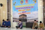 KH. Nidlol Masyhud Lepas 90 Jemaah Haji KBIHU YKUI Maskumambang