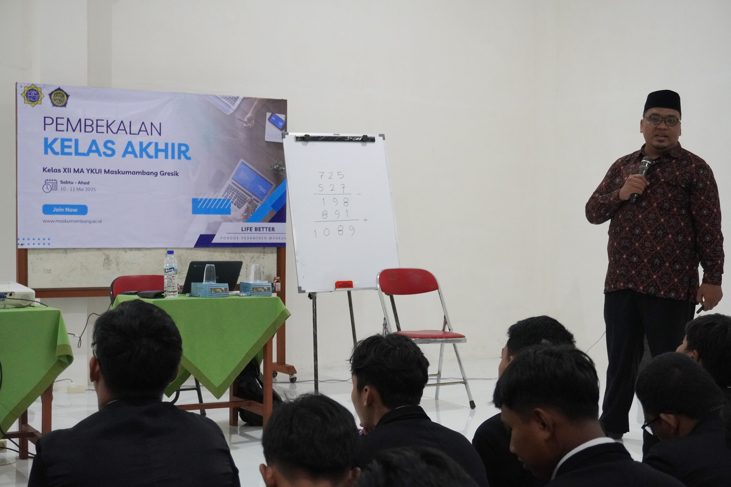 Pembekalan Kelas 12 MA YKUI Maskumambang