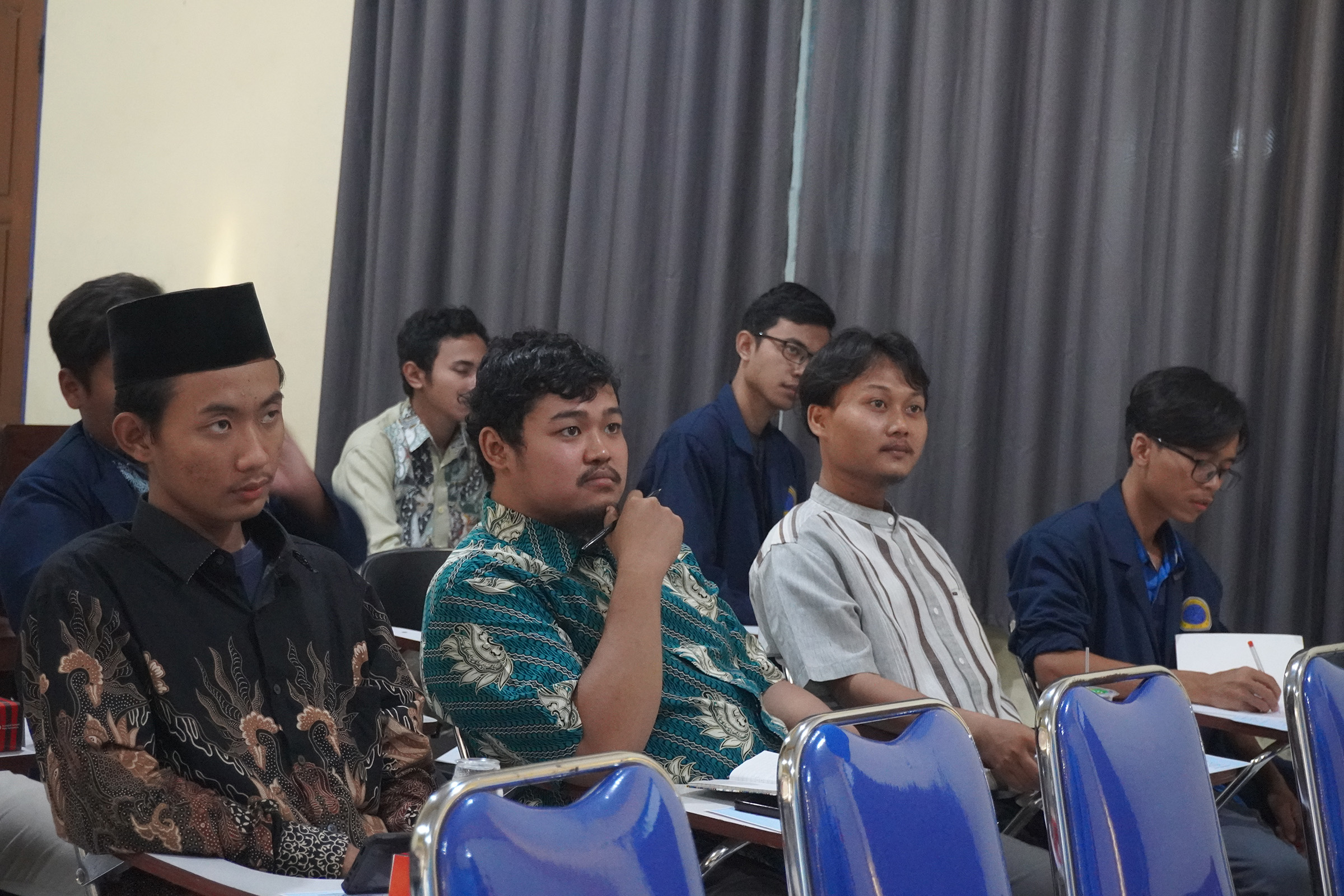 Seminar Jurnalistik FORLIMAS STIT Maskumambang