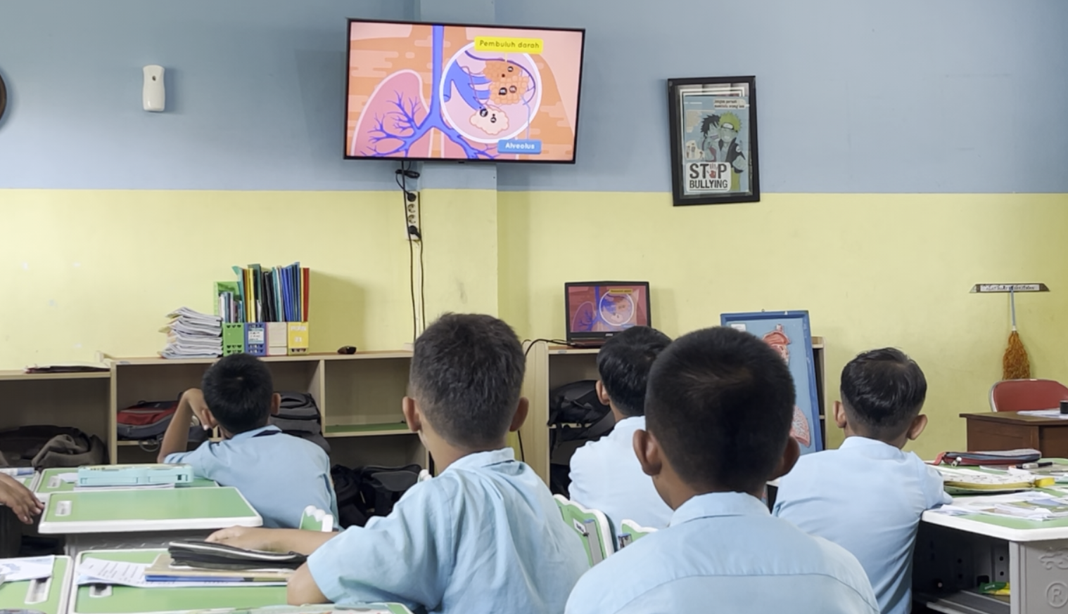 Kelas Sains MI YKUI Maskumambang