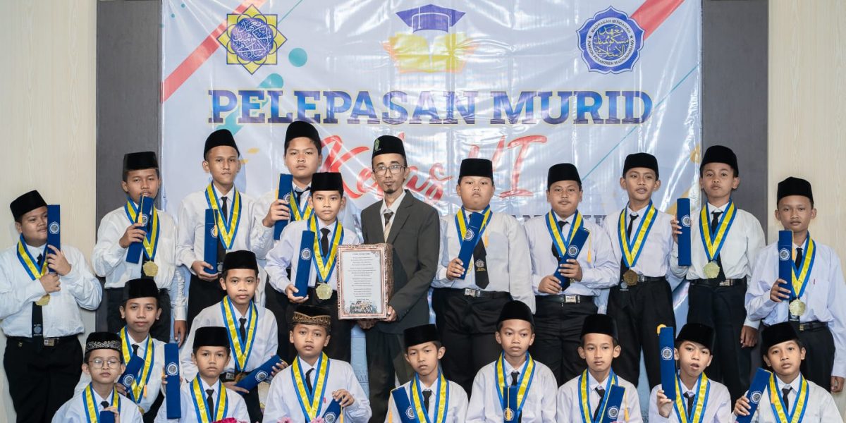 Pelepasan Purna Santri MI YKUI Maskumambang