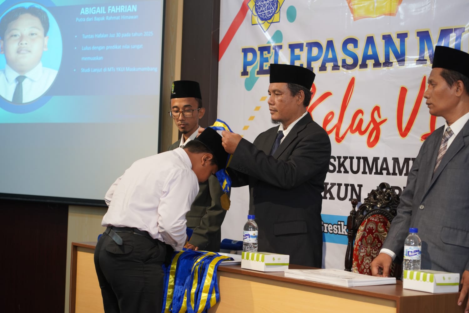 Pelepasan Purna Santri MI YKUI Maskumambang