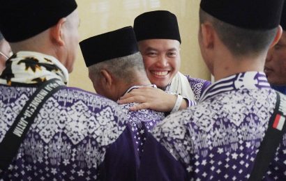 Pelepasan Jamaah Haji KBIHU YKUI Maskumambang