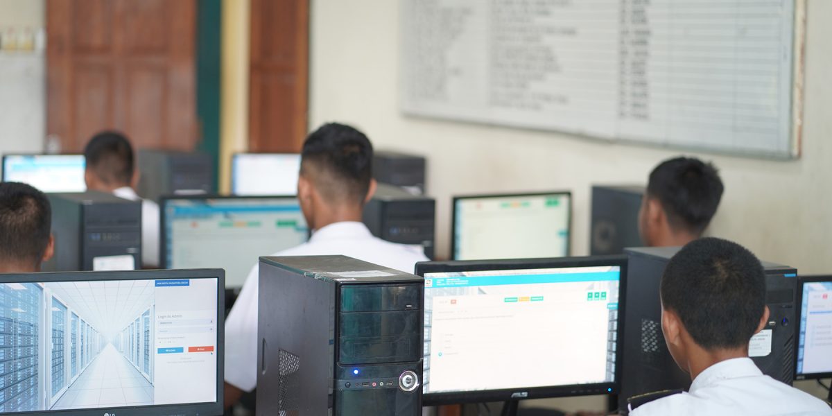 Pelaksanaan Ujian Akhir Semester Serentak Pondok Pesantren Maskumambang