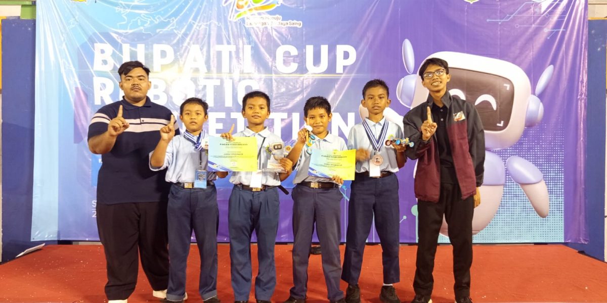 Tim Robotic MI YKUI Maskumambang