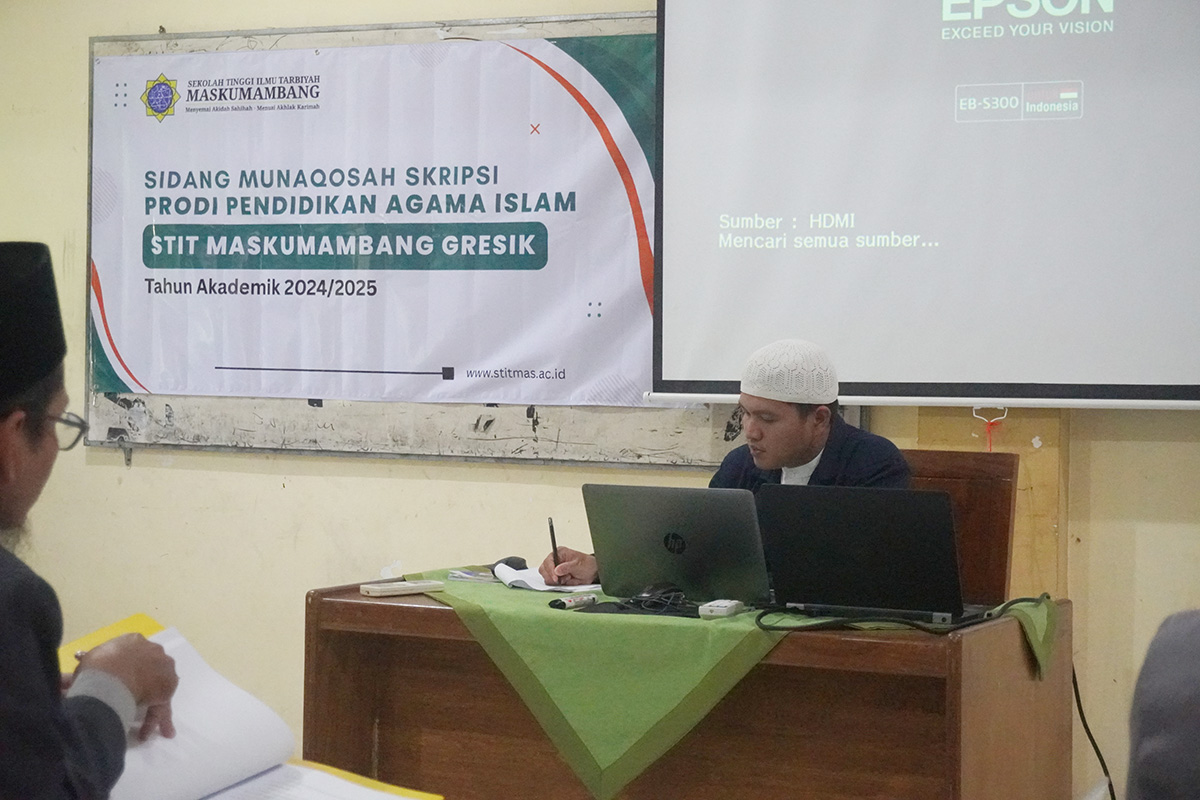 Sidang Munaqosah Skripsi STIT Maskumambang