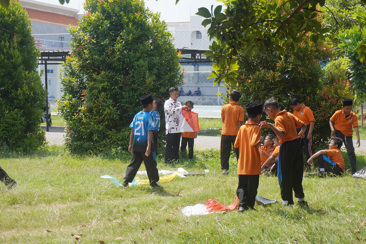 Santri Pondok Pesantren Maskumambang
