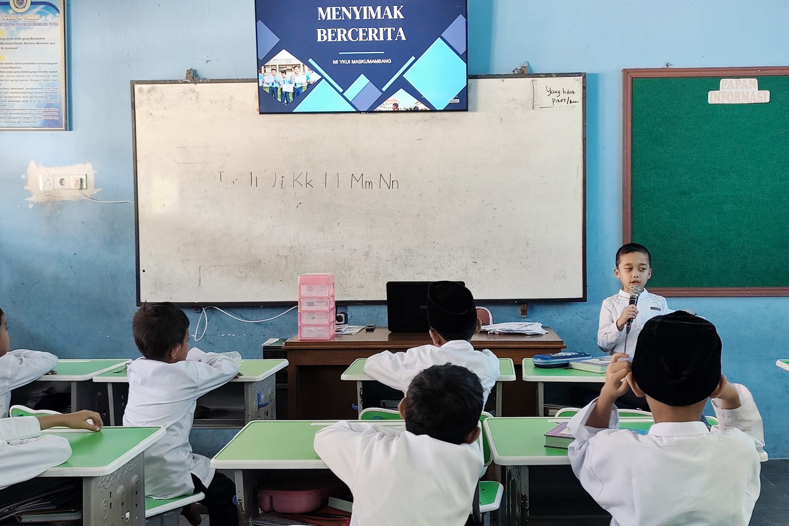Kelas Menyimak Bercerita MI YKUI Maskumambang