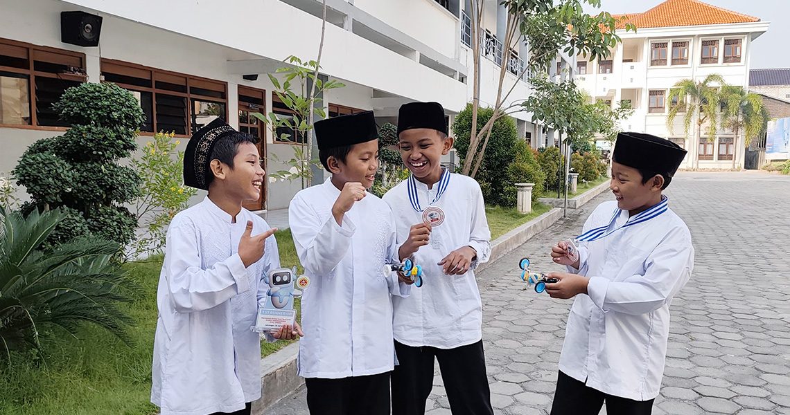 Tim Robotic MI YKUI Maskumambang