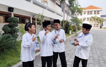 Tim Robotic MI YKUI Maskumambang