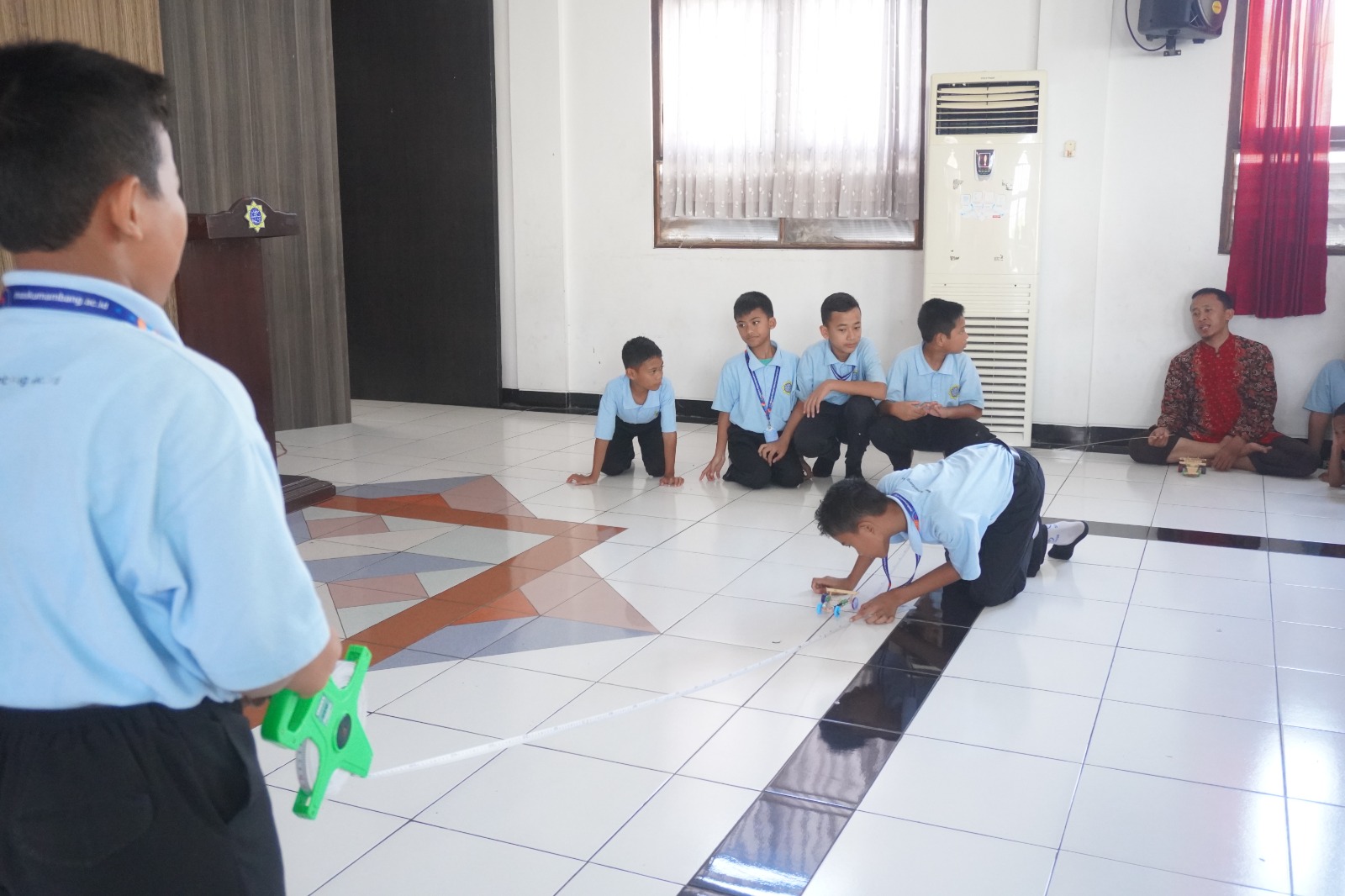 Santri MI YKUI Maskumambang; MIMAS Creative Challenge