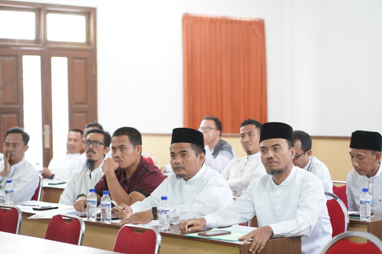 Guru Pondok Pesantren Maskumambang