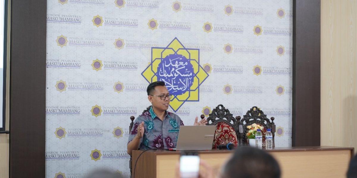 Guru Pondok Pesantren Maskumambang
