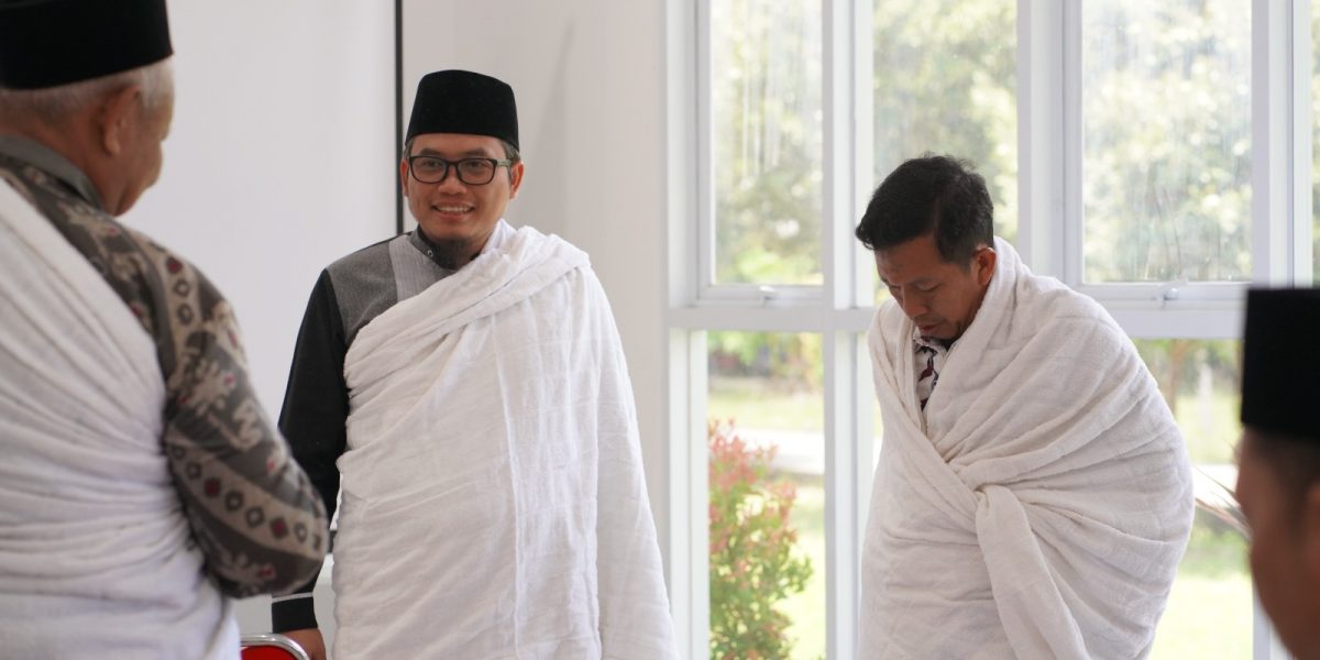Manasik Umrah Jamaah KBIHU YKUI Maskumambang