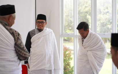 Manasik Umrah Jamaah KBIHU YKUI Maskumambang