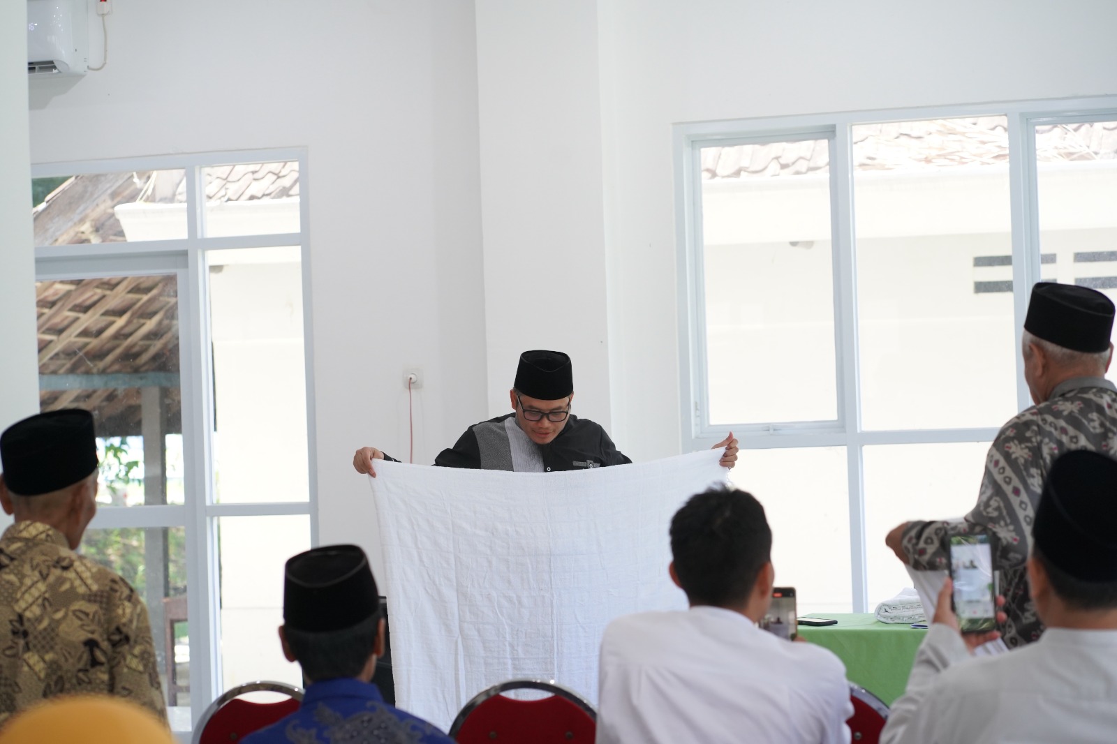 Manasik Umrah Jamaah KBIHU YKUI Maskumambang