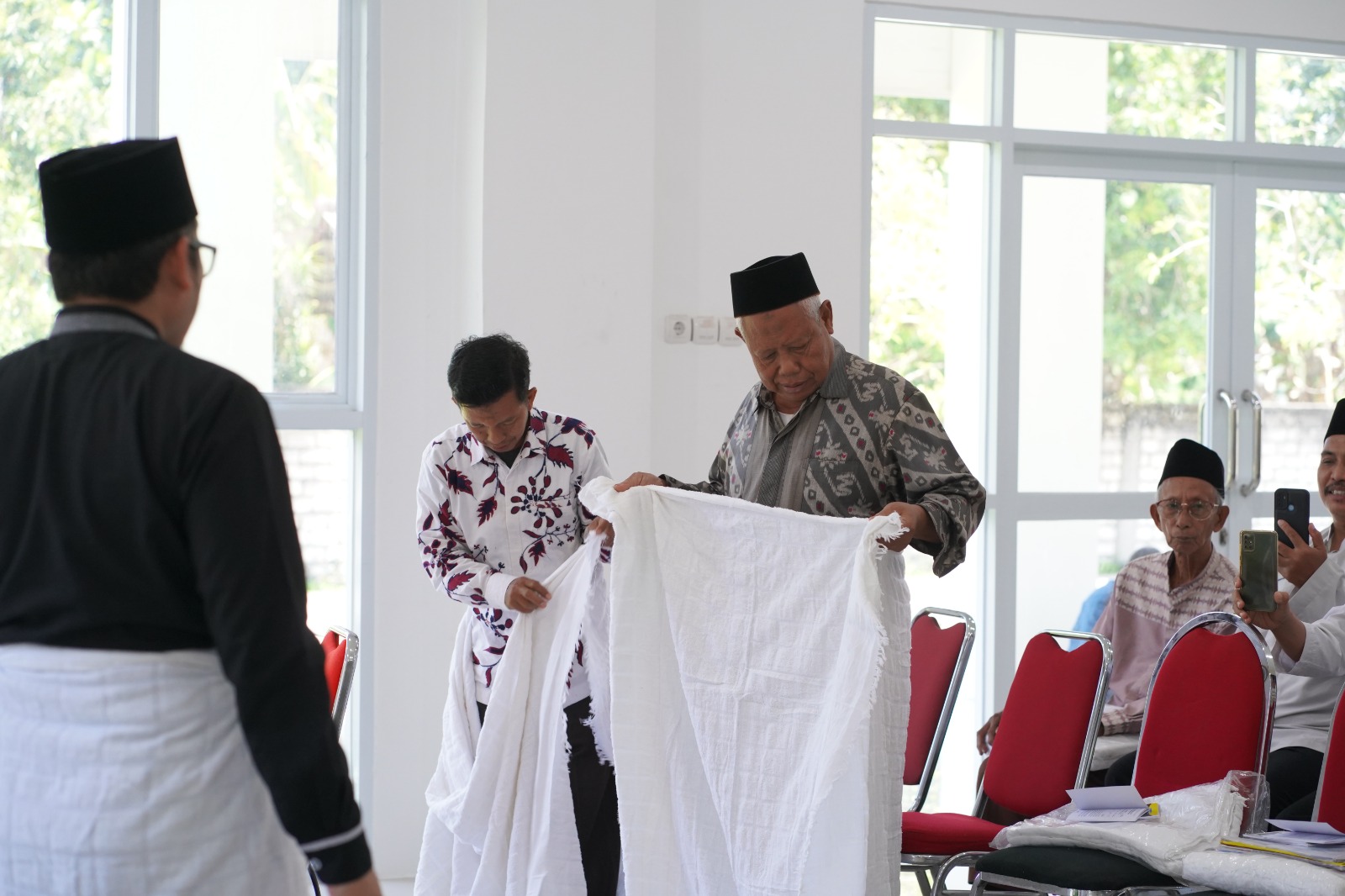 Manasik Umrah Jamaah KBIHU YKUI Maskumambang