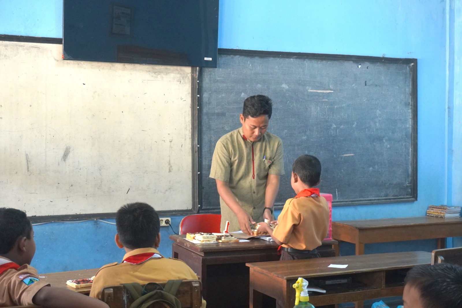 Santri MI YKUI Maskumambang