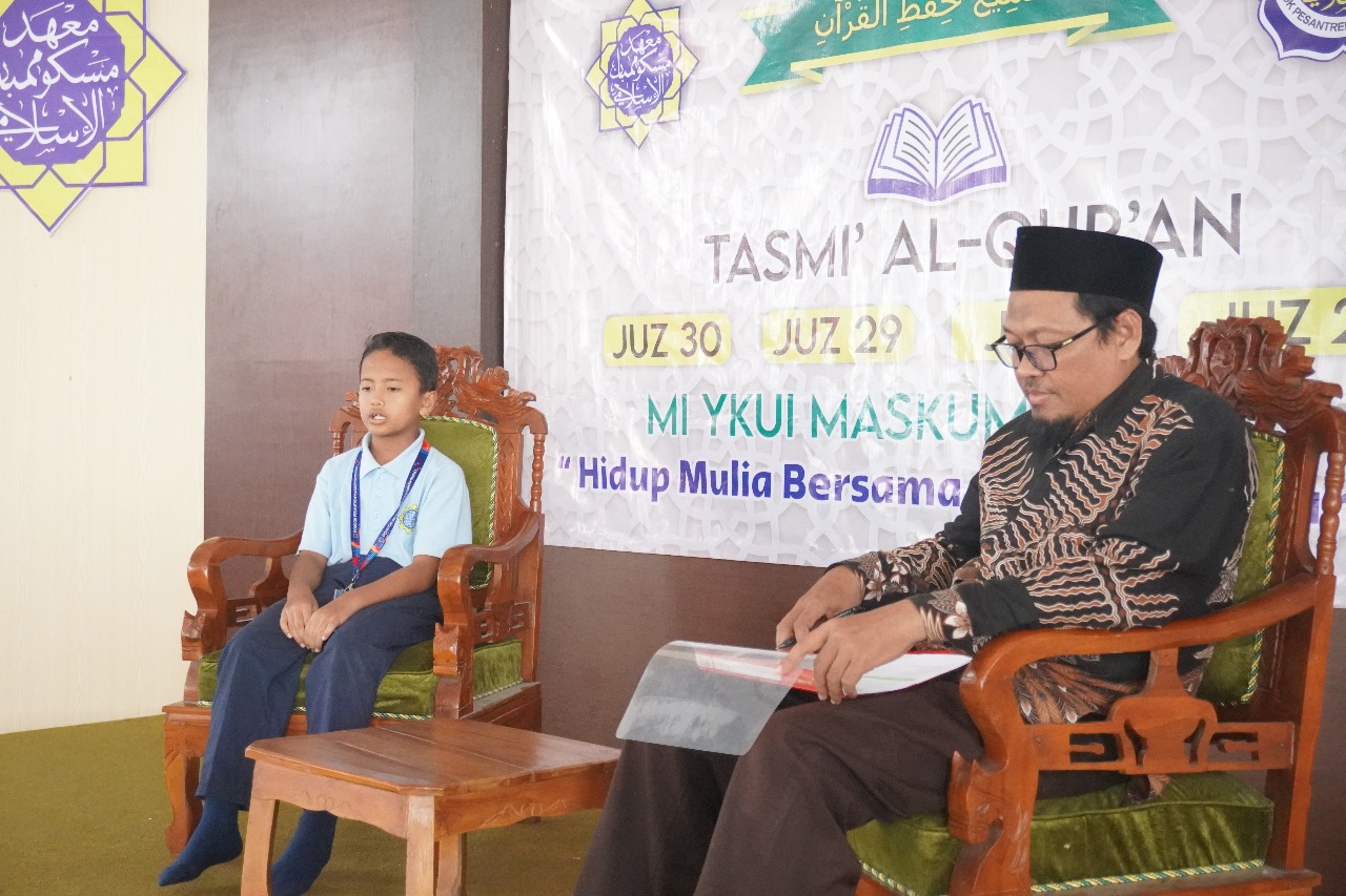 Tasmi Santri MI YKUI Maskumambang