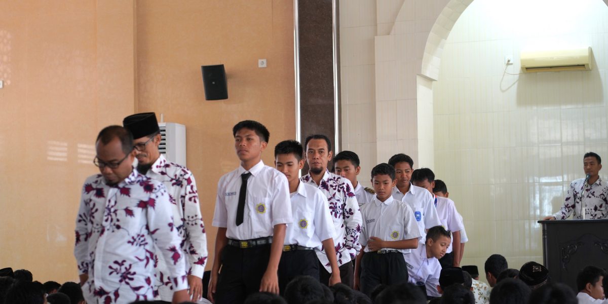 Santri Pondok Pesantren Maskumambang