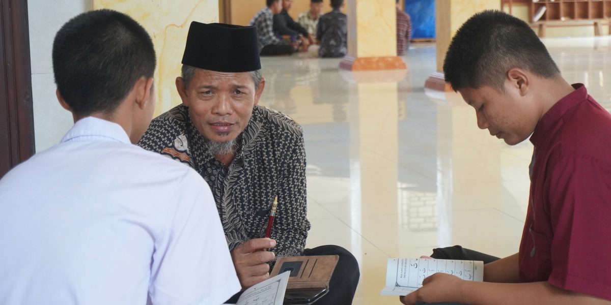 Santri Pondok Pesantren Maskumambang