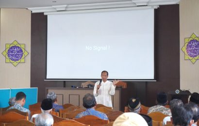 Manasik haji jamaah KBIHU YKUI Maskumambang