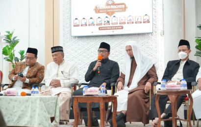 K.H. Nidlol Masyhud, Pondok Pesantren Maskumambang