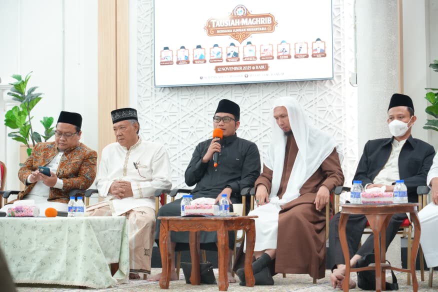 K.H. Nidlol Masyhud, Pondok Pesantren Maskumambang
