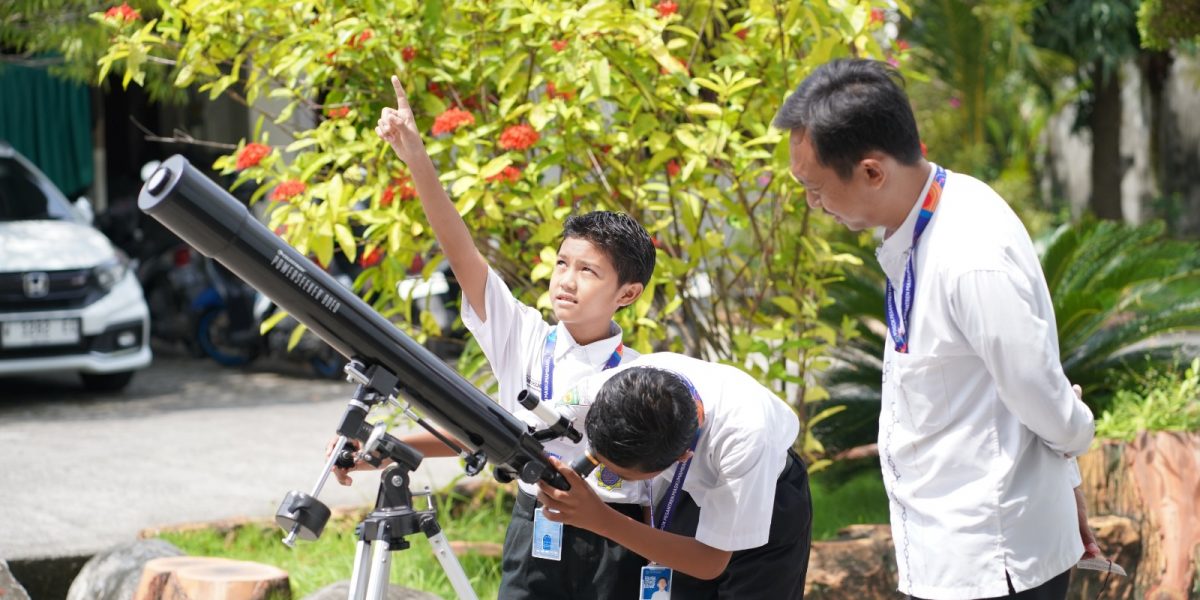 Astronomi Pondok Pesantren Maskumambang