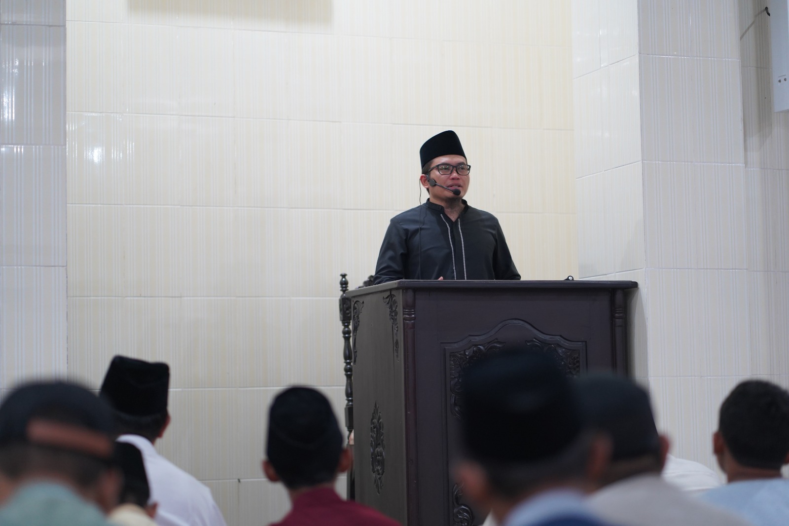 Pengasuh Pondok Pesantren Maskumambang, KH. Nidlol Masyhud, Lc., Dpl.