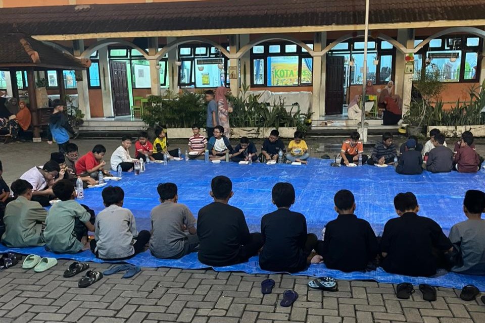 Ekspedisi Dakwah Ramadan MA YKUI Maskumambang