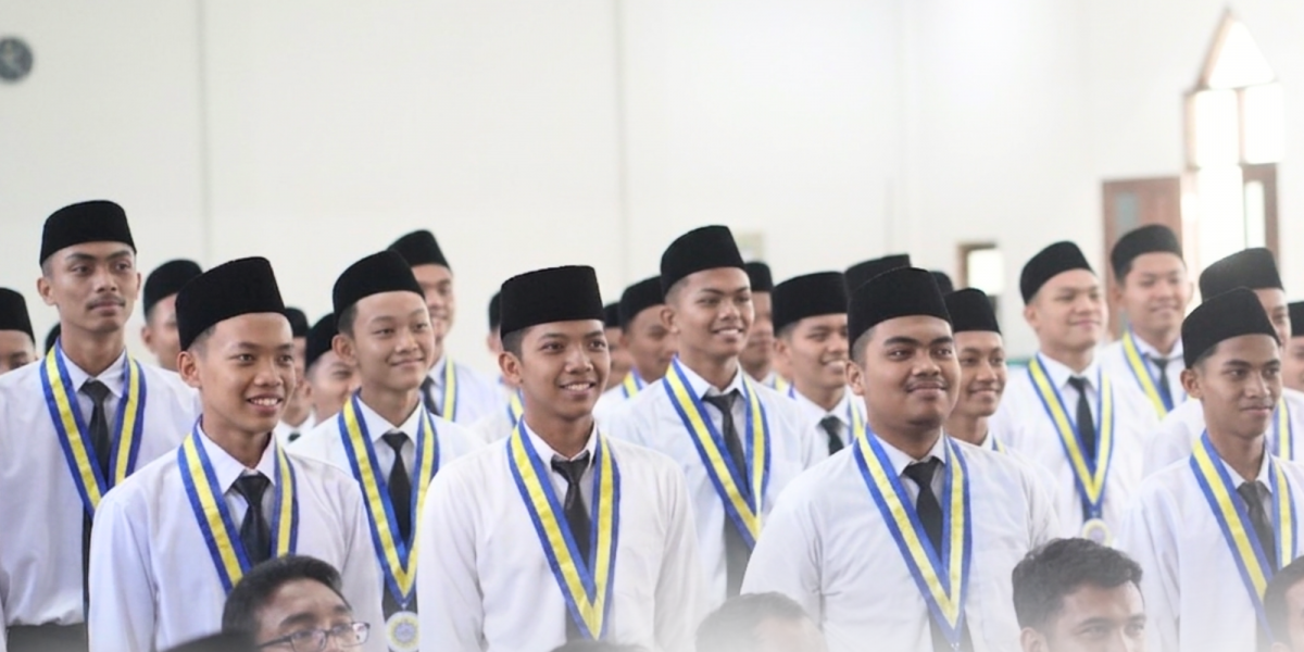 Purna Santri MA YKUI Maskumambang dan SMK Maskumambang