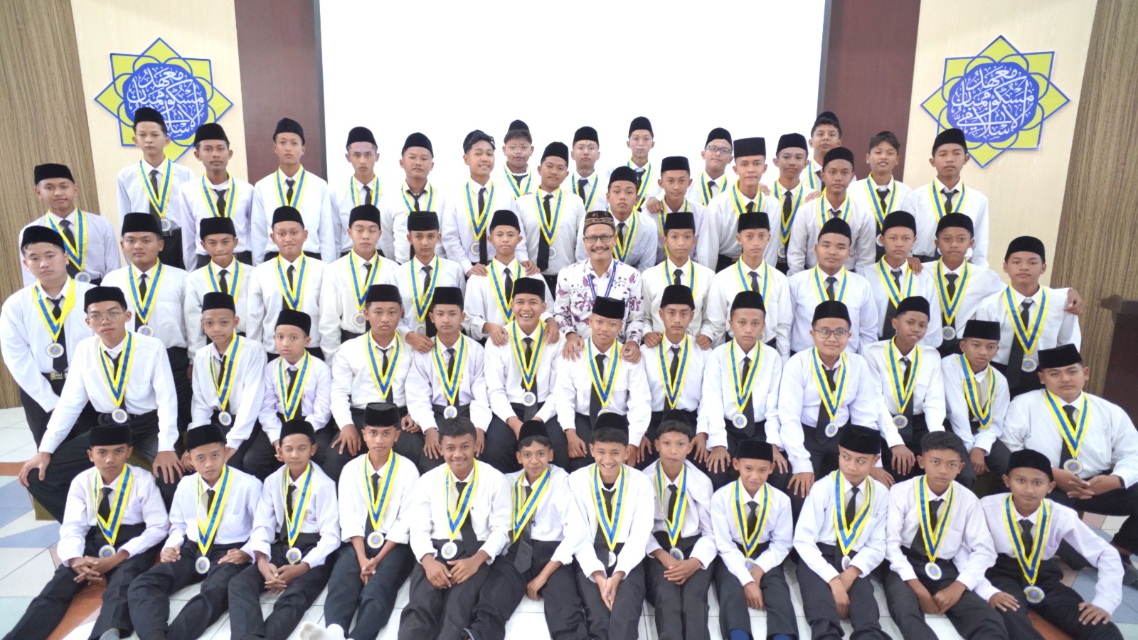 Pelepasan Kelas Akhir MTs YKUI Maskumambang